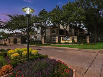 2 BR, 2 BA Apartment 14220 Park Row Boulevard Unit 1436, Houston, TX 77084