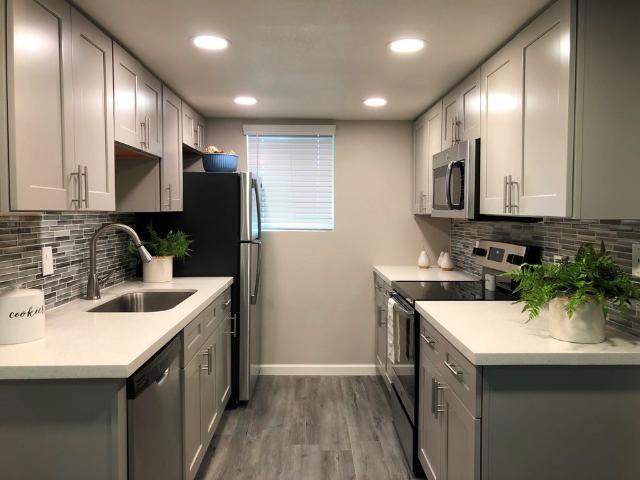 2 BR, 2 BA Apartment 1424 S Jentilly Ln Unit 104, Tempe, AZ 85281