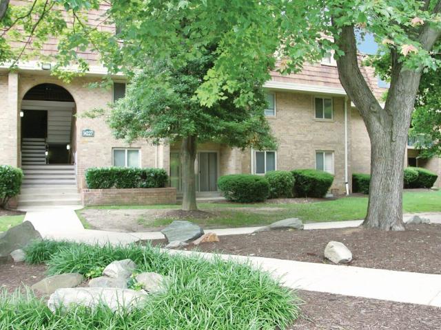 2 BR, 2 BA Apartment 14301 Georgia Ave Unit 201, Silver Spring, MD 20906