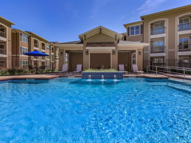 2 BR, 2 BA Apartment 1430 Mile 6 1/2 West, Weslaco, TX 78599