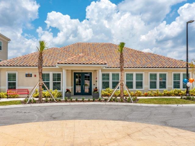 2 BR, 2 BA Apartment 1430 Sun Market Place Unit 04 4210, North Port, FL 34288