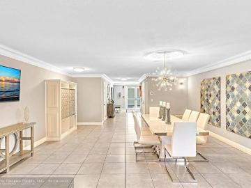 2 BR, 2 BA Apartment 1439 South Ocean Boulevard, Lauderdale by the Sea, FL 33062