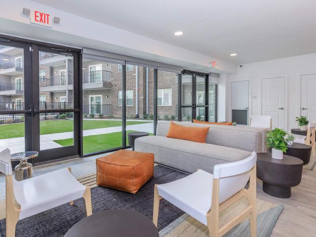 2 BR, 2 BA Apartment 14631 Richmond Avenue Unit 223, Houston, TX 77082