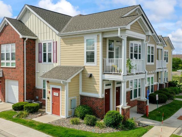 2 BR, 2 BA Apartment 14650 Foliage Ave Unit 9202, Saint Paul, MN 55124