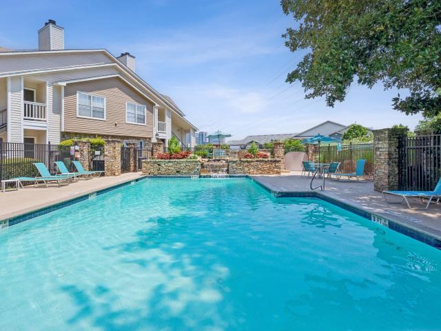 2 BR, 2 BA Apartment 1470 Sheridan Road Northeast Unit 1305, Atlanta, GA 30324