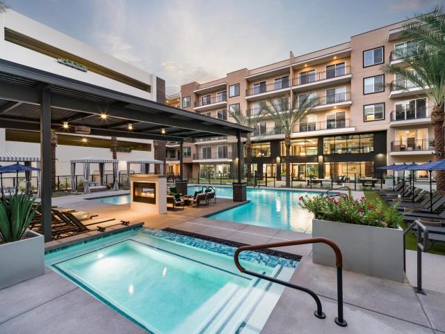 2 BR, 2 BA Apartment 14811 North Kierland Boulevard Unit 2016, Scottsdale, AZ 85254