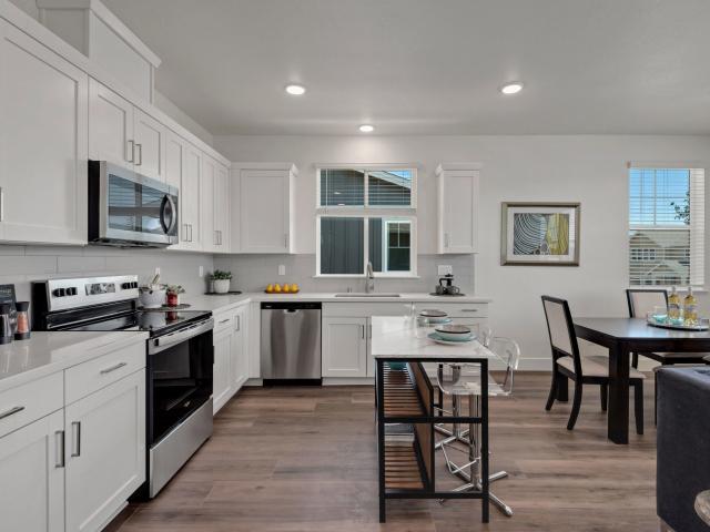 2 BR, 2 BA Apartment 1481 Wrigley Ave Unit 1134C, Santa Rosa, CA 95407