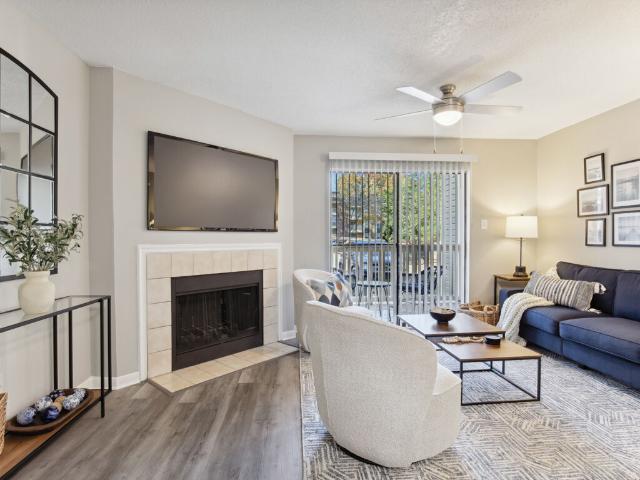 2 BR, 2 BA Apartment 1490 Century Arbor Ln Unit 201, Memphis, TN 38134