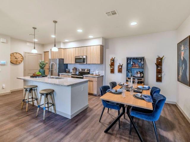 2 BR, 2 BA Apartment 1499 N 159th Ave Unit 3005, Goodyear, AZ 85395