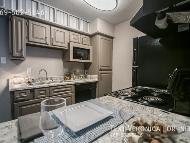 2 BR, 2 BA Apartment 1500 IH 35 S, Round Rock, TX 78681