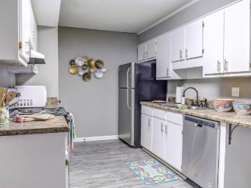 2 BR, 2 BA Apartment 1508 Wylds Road Unit 1503A, Augusta, GA 30909