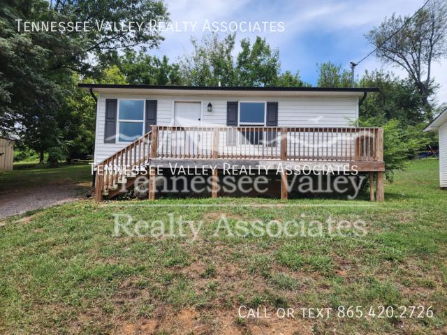 2 BR, 2 BA Apartment 1509 Brown Ave, Knoxville, TN 37917