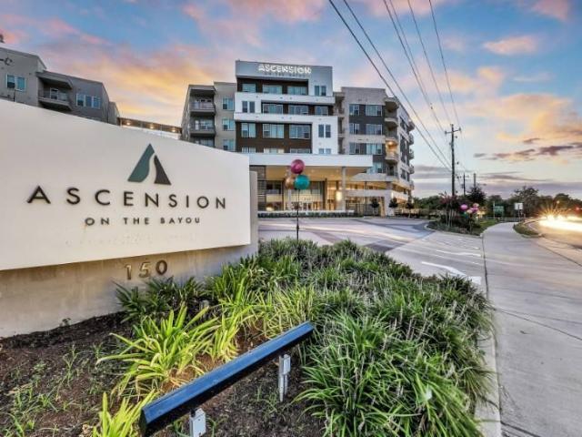 2 BR, 2 BA Apartment 150 W. Sam Houston Parkway Unit 1202, Houston, TX 77024