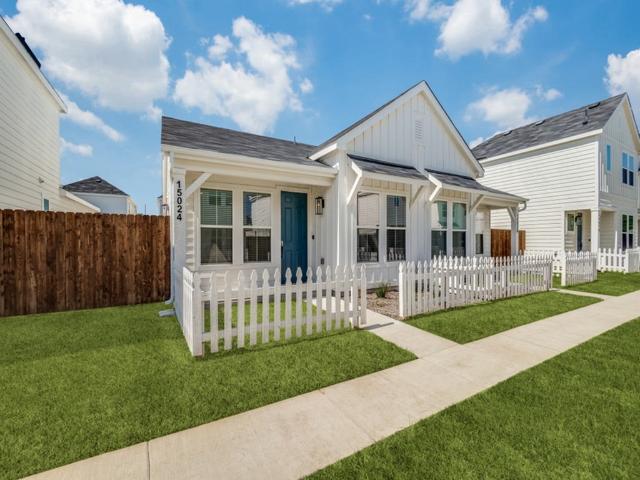 2 BR, 2 BA Apartment 15101 Litsey Creek Drive Unit 14710R, Roanoke, TX 76262