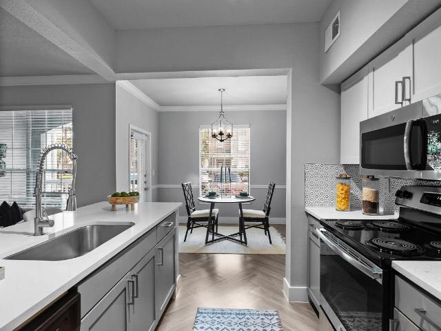 2 BR, 2 BA Apartment 15125 West Road Unit 1018, Houston, TX 77095
