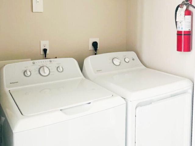 2 BR, 2 BA Apartment 1512 Shavano Dr 1512 7 Shavano, Edinburg, TX 78541