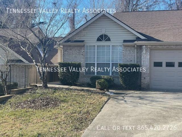 2 BR, 2 BA Apartment 1513 Spelling Way, Knoxville, TN 37909