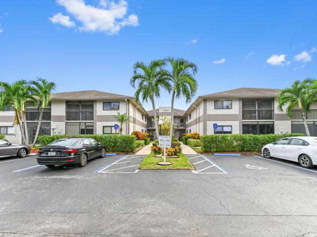 2 BR, 2 BA Apartment 15144 Ashland Street, Delray Beach, FL 33484