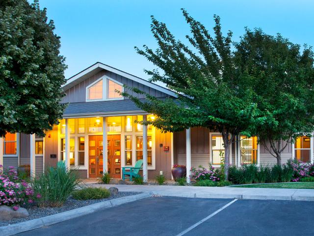 2 BR, 2 BA Apartment 1529 Columbia Park Trail Unit A202, Richland, WA 99352