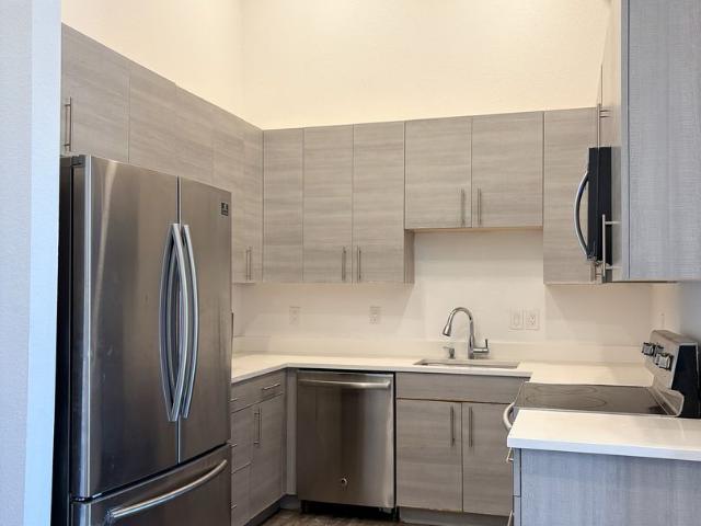 2 BR, 2 BA Apartment 15300 E Arizona, Aurora, CO 80017