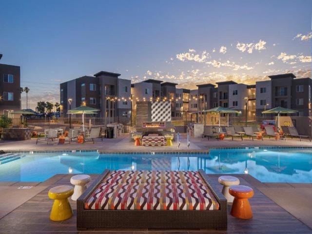 2 BR, 2 BA Apartment 15301 North 57th Avenue Unit 1001, Glendale, AZ 85306