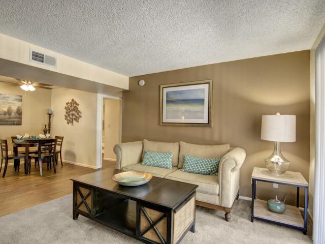 2 BR, 2 BA Apartment 15434 N 32nd St Unit 0150, Phoenix, AZ 85032