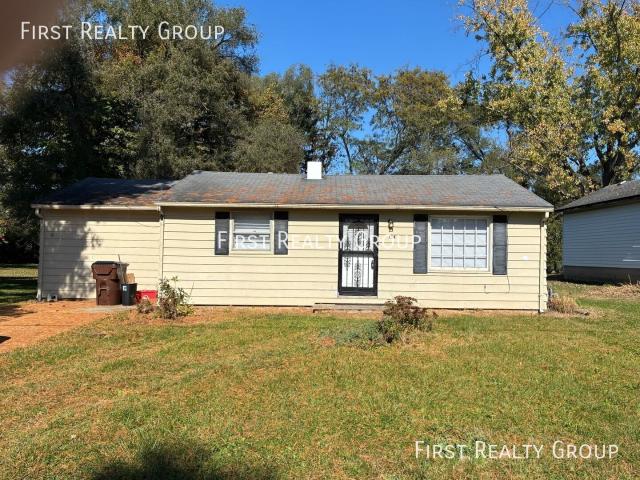 2 BR, 2 BA Apartment 154 Montgomery Avenue, Carlisle, OH 45005