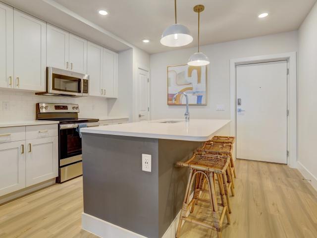 2 BR, 2 BA Apartment 15500 Mark Lane Unit 1 1106, Naples, FL 34119