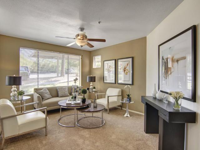 2 BR, 2 BA Apartment 1550 East Thunderbird Road Unit 2010, Phoenix, AZ 85022