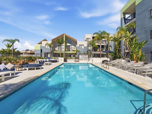 2 BR, 2 BA Apartment 1555 Riviera Avenue Unit 2 beds, 2 baths, $3425, Walnut Creek, CA 94596