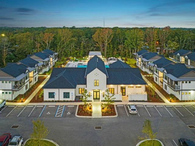 2 BR, 2 BA Apartment 1559 West Nine Mile Road Unit 1105, Pensacola, FL 32534