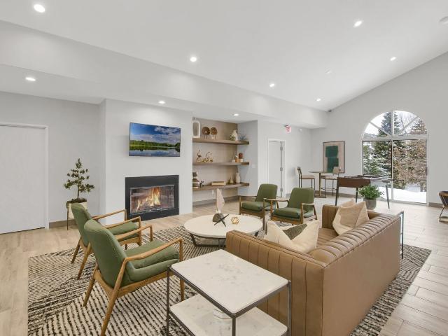 2 BR, 2 BA Apartment 15730 Rockford Road Unit 3203, Minneapolis, MN 55446