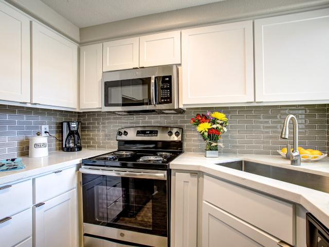 2 BR, 2 BA Apartment 15815 South Lakewood Parkway West Unit 2020, Phoenix, AZ 85048