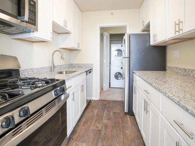 2 BR, 2 BA Apartment 1600 Lehigh Pkwy E Unit 11G, Allentown, PA 18103