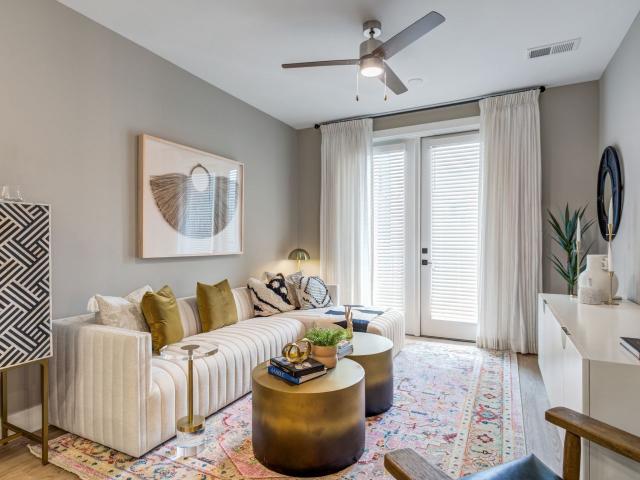 2 BR, 2 BA Apartment 1600 State Street Unit 2 605, Nashville, TN 37203