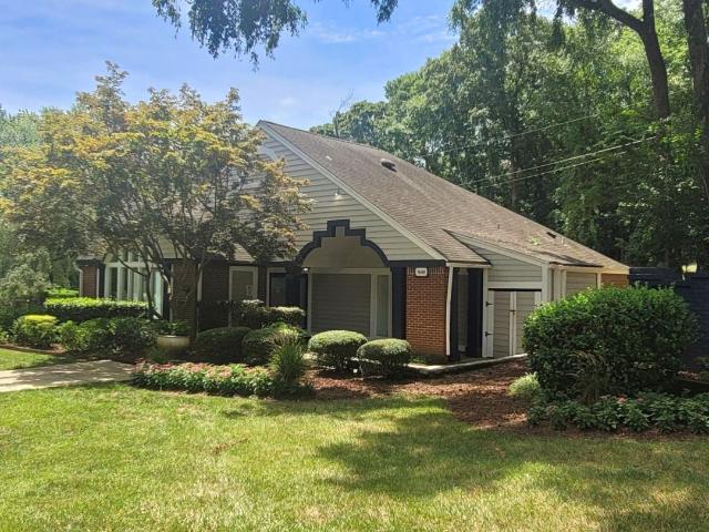 2 BR, 2 BA Apartment 1600 Village Brook Drive Unit 1625 H, Charlotte, NC 28210