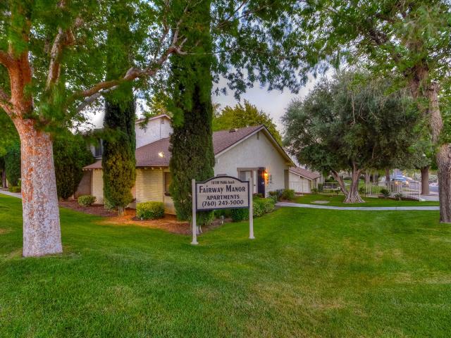 2 BR, 2 BA Apartment 16100 Pebble Beach Dr Unit 037, Victorville, CA 92395