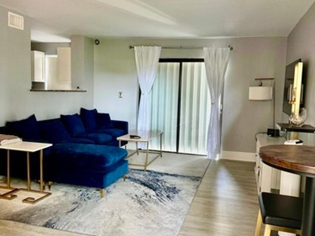 2 BR, 2 BA Apartment 1612 Jefferson Avenue, Unit 404, Miami Beach, FL 33139