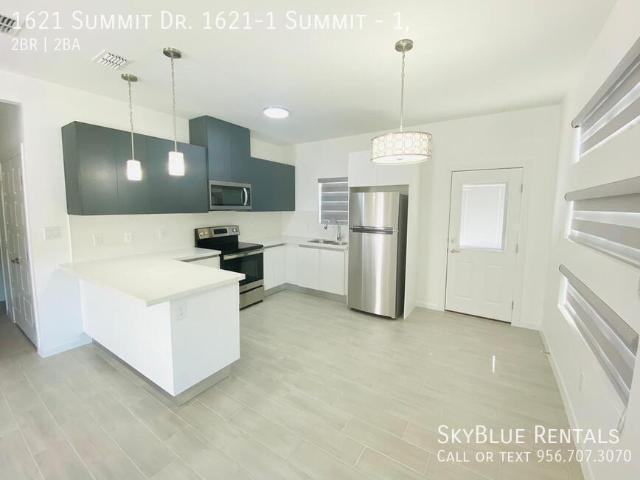 2 BR, 2 BA Apartment 1621 Summit Dr. 1621 1 Summit, Pharr, TX 78577