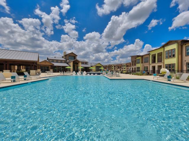 2 BR, 2 BA Apartment 1626 North Ellison Drive Unit 06106, San Antonio, TX 78251