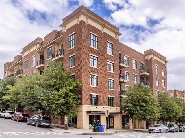 2 BR, 2 BA Apartment 162 Coxe Avenue Unit 150 213, Asheville, NC 28801