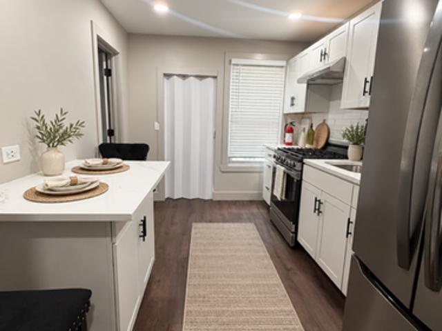 2 BR, 2 BA Apartment 164 E 31st St, Unit 2, Paterson, NJ 07514