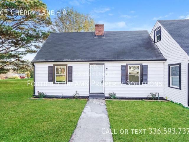 2 BR, 2 BA Apartment 165 Cherry Lane, Lexington, NC 27292