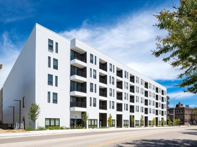 2 BR, 2 BA Apartment 1660 Genessee St Unit 262, Kansas City, MO 64102