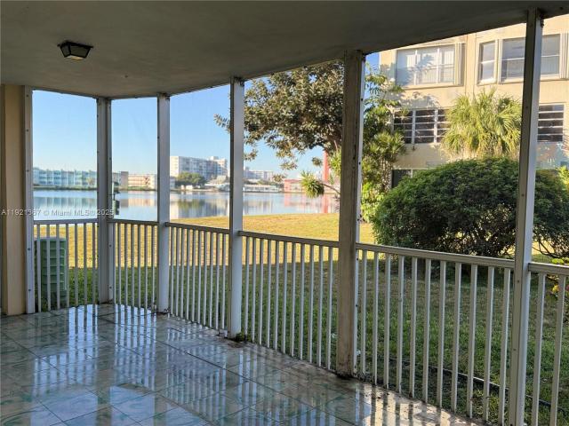 2 BR, 2 BA Apartment 1670 Northeast 191st Street, Miami, FL 33179