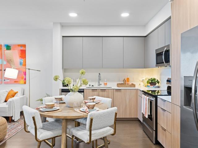 2 BR, 2 BA Apartment 1676 Grant St Unit 524, Concord, CA 94520