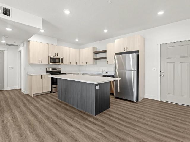 2 BR, 2 BA Apartment 1685 Wall Avenue Unit M M111, Ogden, UT 84404