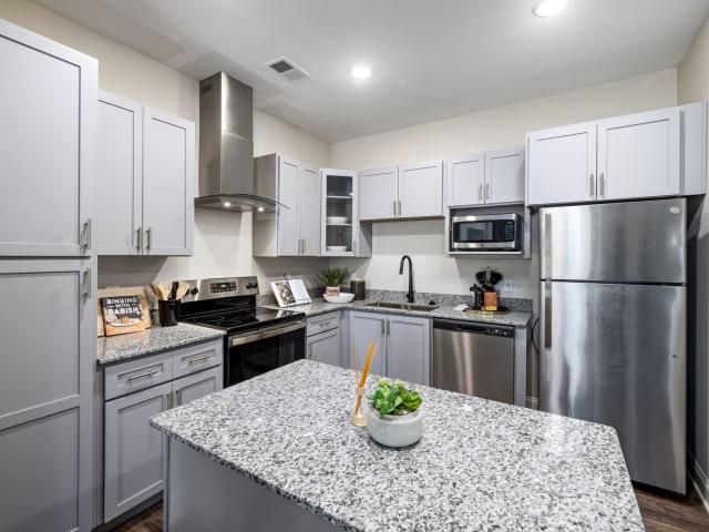 2 BR, 2 BA Apartment 168 Headwater Circle Unit 130 107, Mooresville, NC 28117