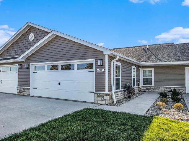 2 BR, 2 BA Apartment 16925 Jardine Plaza Unit 8279S, Bennington, NE 68007