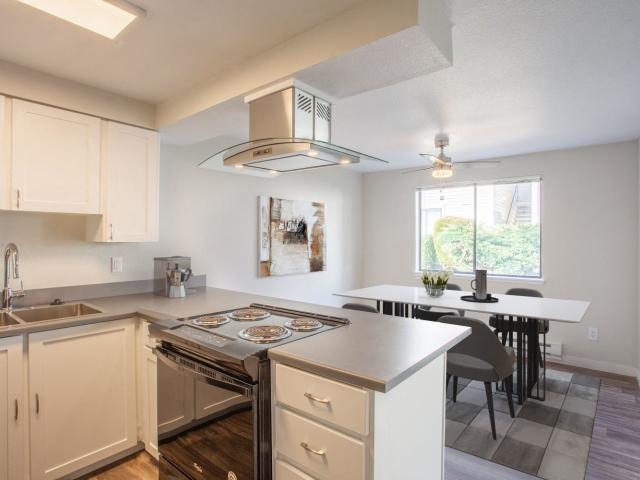 2 BR, 2 BA Apartment 1700 NE 162nd Ave Unit 1 B2, Portland, OR 97230